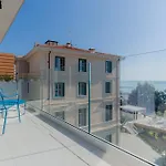 Otel Levi 3*