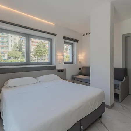 Levi 3* San Remo